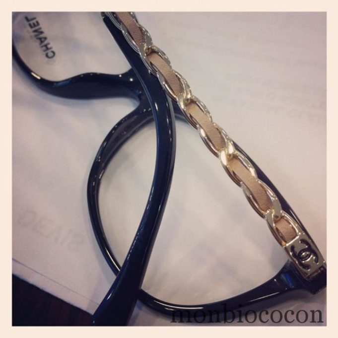 lunettes-vue-chanel-cuir-noir